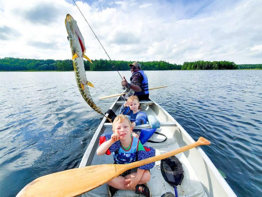 Fall Getaway Resort-3 King Suites, Dog-Friendly Seeley Eksteriør bilde